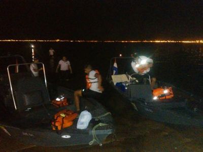 Tres heridos en colisión de yate contra una boya en Encarnación