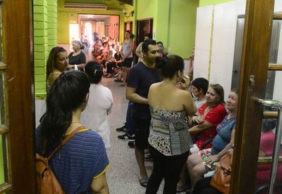 Derivación de pacientes entre hospitales se hace sin criterio