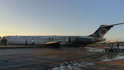 Un avión de pasajeros afgano se estrella en el este de Afganistán