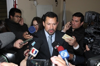 Ulises Quintana pide salir de prisión para asistir de sepelio de su padre
