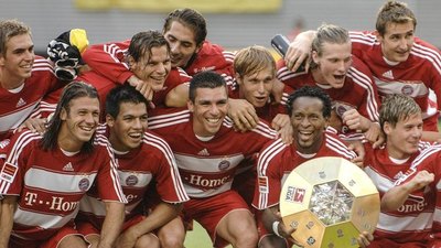 Bayern Munich recuerda a Dos Santos como unas de sus 'leyendas'