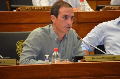 Rasmussen afirma que tendrían votos para modificaciones a proyecto de financiamiento político aprobado por Diputados