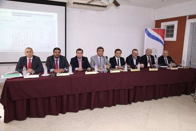 Candidatos a la CSJ que se “soplaron” en examen: inapropiado, pero siguen en carrera