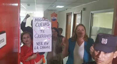 Comisión Escrache pide la prisión de Miguel Cuevas