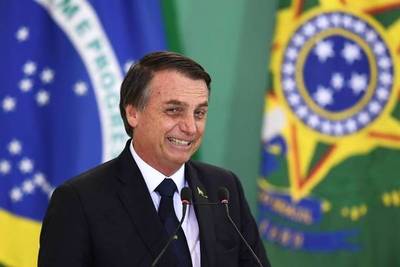 Bolsonaro le responde al Papa Francisco que el Amazonas es de Brasil