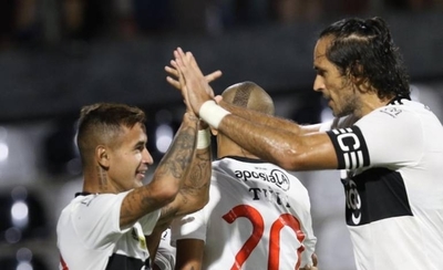 HOY / Olimpia arrolla al 12 y ahora espera por Cerro Porteño