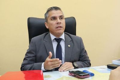 "Cartes había hablado de que la unidad es con el partido no con el gobierno", refiere apoderado de HC