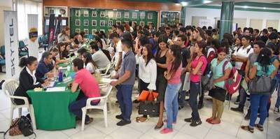 Uno de cada cinco jóvenes de 18 a 24 años busca trabajo sin éxito: ANR prepara feria del primer empleo