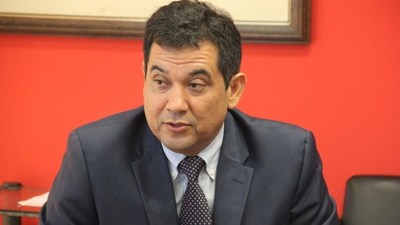Hay que eliminar a los planilleros, según Martín Arévalo