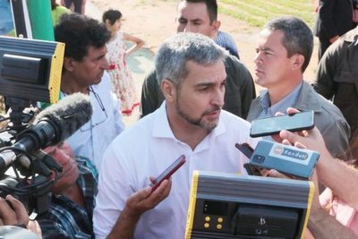El Presidente de la República llama a construir un diálogo democrático y tolerante con docentes