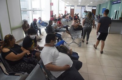 Anuncian "inicio parcial" de clases en el sector público