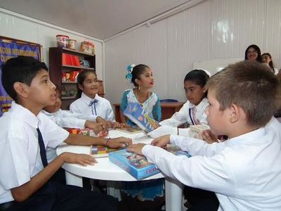 Estudiantes darán clases en aulas móviles mientras realizan reparaciones