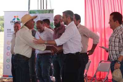 Con rentabilidad elevada inicia periodo de cosecha de soja en el norte, con apoyo de ITAIPU
