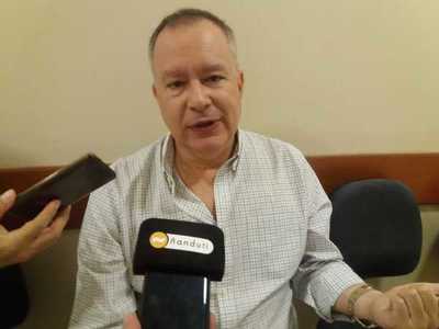 Silva Facetti denuncia a Alegre por sobrefacturación en compra de combustiles para móviles del PLRA