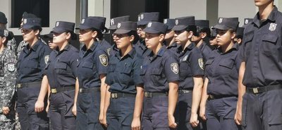 En el Día de la Mujer Paraguaya, 24 agentes femeninas inician el curso de operaciones tácticas para ser Linces