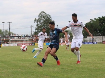Paridad en el Adrián Jara
