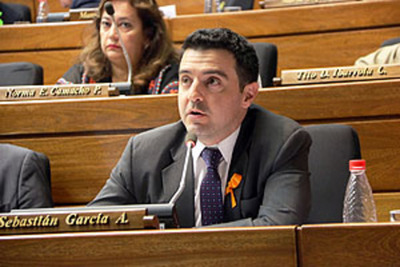 Diputados tratarían proyecto de Ley para cambio de horario