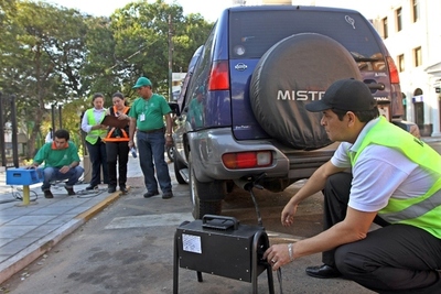 Municipios deberán controlar emisión de fuentes móviles de vehículos