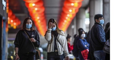 Suiza prohíbe toda actividad con más de mil personas a causa del coronavirus