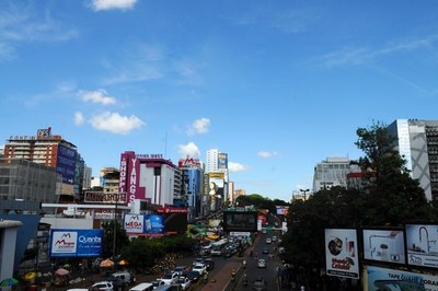 Sigue crisis comercial en Ciudad del Este