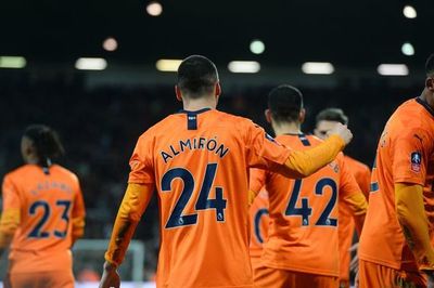 Doblete de Almirón en la FA Cup