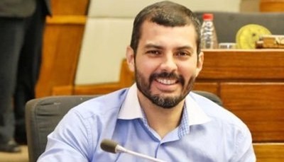 Cibernautas destrozan a Hugo Ramírez: "Te llego a encontrar y te voy a escupir"