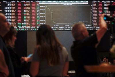 Bolsas de Argentina, Brasil y Colombia se derrumban en línea con mercados mundiales
