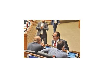 Prórroga de mandatos cobra fuerza entre los colorados