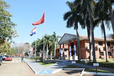 UNA ofrece hacer hasta 60 test diarios del Covid