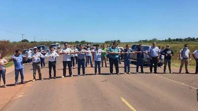 Cierre simbólico en el acceso a Concepción