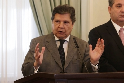 Gobierno aplicará mayor firmeza para cumplir medidas sanitarias