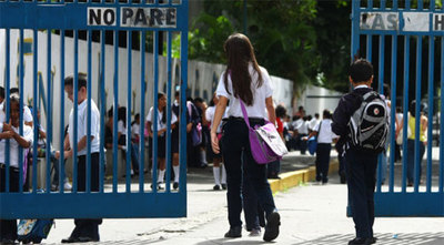 Colegios privados no aprueban propuesta para exonerar el 50% de las cuotas