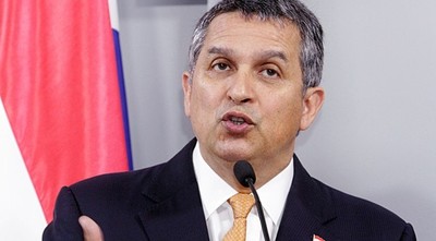 Ministro aclara sistema de ayuda a personas en extrema pobreza