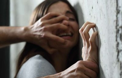 Grave denuncia contra jefe policial por supuesto abuso sexual
