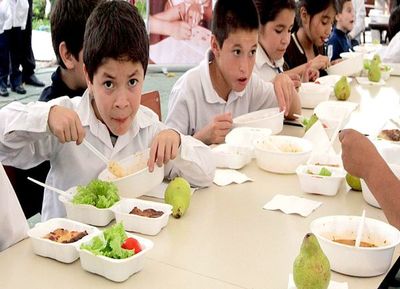 Anuncian entrega de kits alimentarios en reemplazo del almuerzo escolar