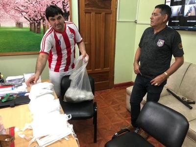 PPL y funcionarios penitenciarios fabrican tapabocas
