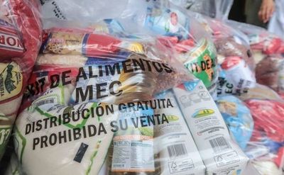 Sigue entrega de kits de alimentos a padres de alumnos, en Asunción. Conozca los locales