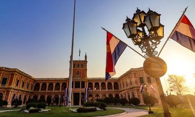 Ejecutivo decreta asueto para el miércoles santo