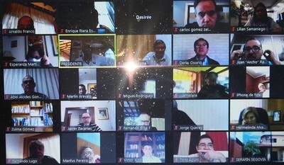 Senadores realizan pruebas para sesionar por internet