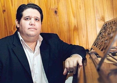 Crisis obliga a los artistas a reinventarse, según el maestro Cuquejo