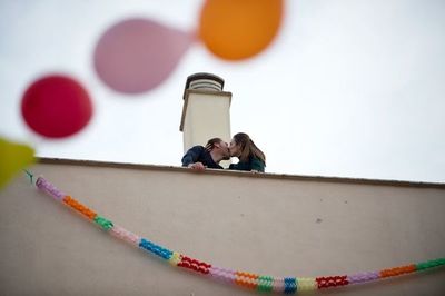 La voz de un neurofisiólogo: volverán besos y abrazos como antes del virus