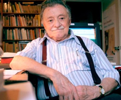 Uruguay "rompe" el aislamiento social leyendo a Benedetti por su centenario