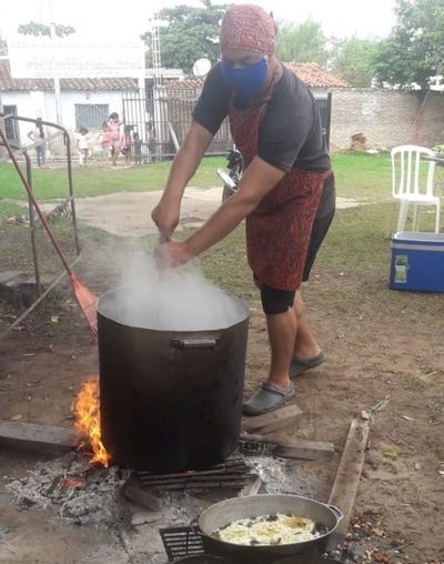 Continúan ollas populares en diversos puntos del país