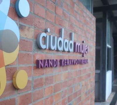 El Centro Ciudad Mujer reabre sus puertas este lunes