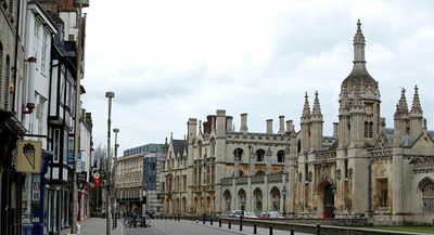 La universidad de Cambridge prevé clases telemáticas en el próximo año lectivo por COVID-19