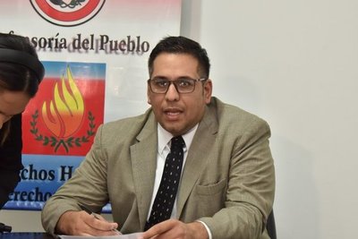 Godoy denuncia detención de vendedores: “Es una situación difícil donde no pueden meter presos por ser pobres”