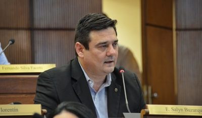 Cámara confirmó absolución del senador Enrique Salyn Buzarquis