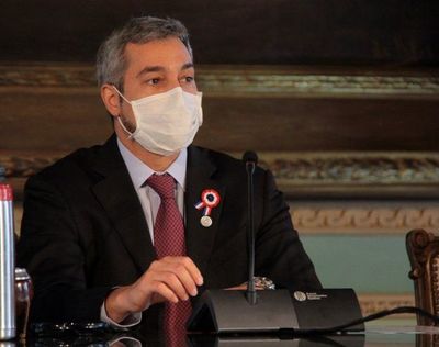Ejecutivo emite decreto para la fase 2 de cuarentena inteligente; ya no hay control de chapas
