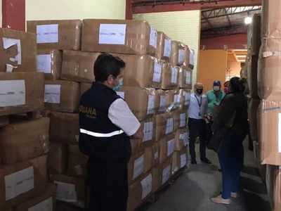 Más irregularidades en la compra de insumos revela funcionario
