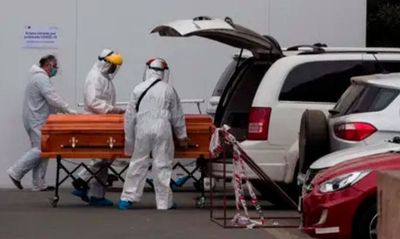Un hospital chileno colapsó por falta de camas para pacientes de coronavirus en estado crítico